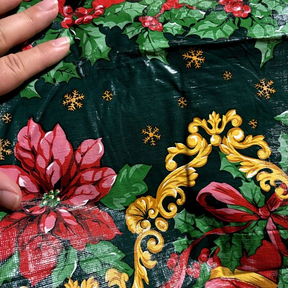 Trim A Home Christmas Vinyl Tablecloth 52" X 102" Flannel Back Holly Poinsettia - Picture 3 of 12